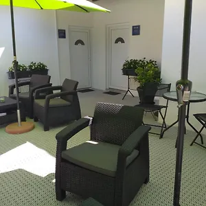 Mari Apartman
